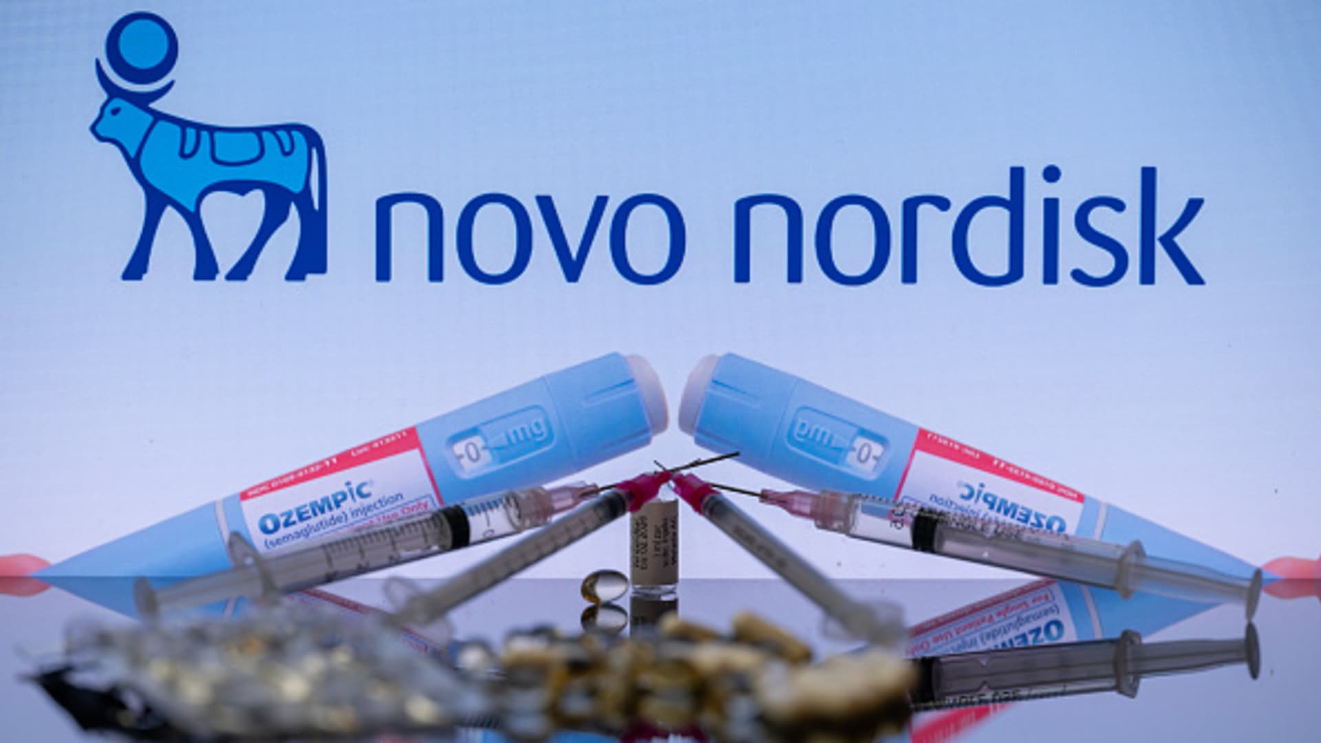 Novo Nordisk shares jump 5% on promising weight loss trial results; Eli Lilly dips
