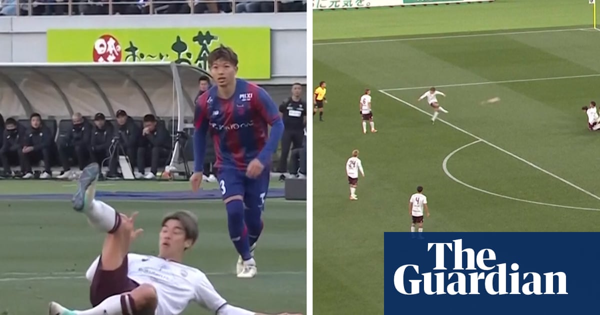 Repaying the penalty: Yuya Osako atones for horror miss with stunning free-kick – video | Football