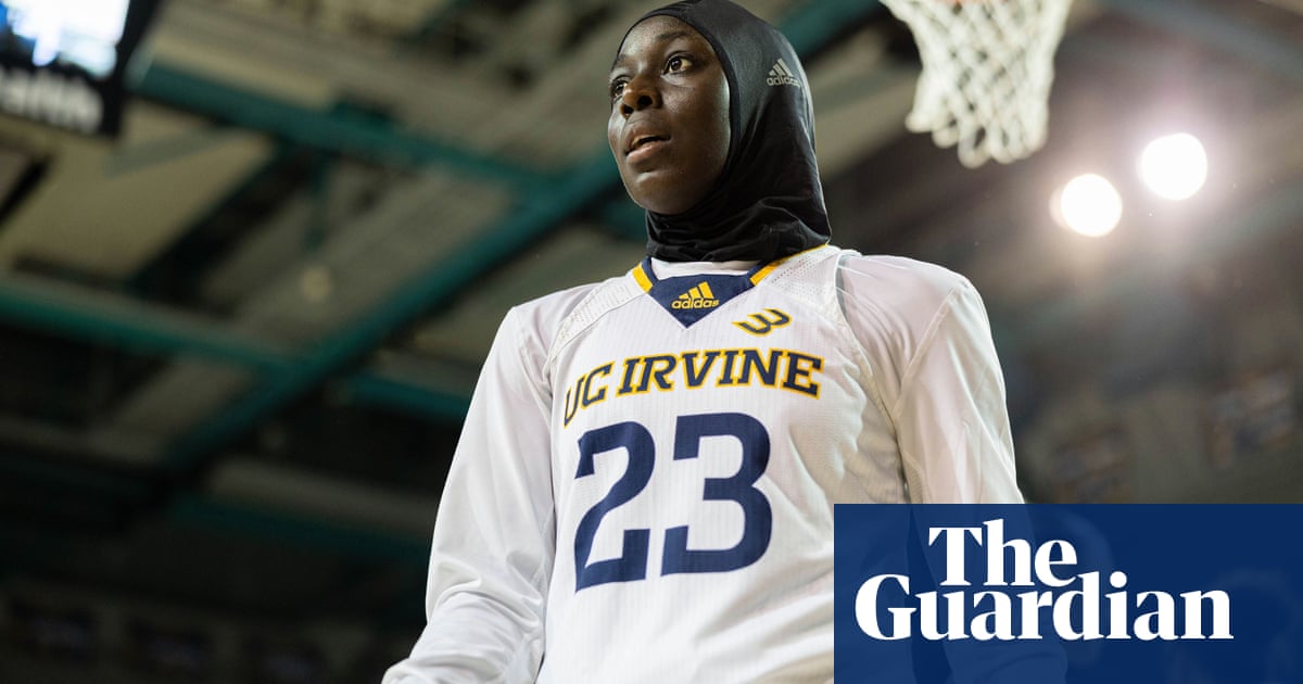 Diaba Konaté loves France. But a hijab ruling stops her playing there | College basketball
