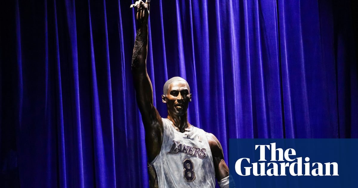 ‘Vom Wafer’: Lakers forced to correct errors on statue dedicated to Kobe Bryant | Kobe Bryant