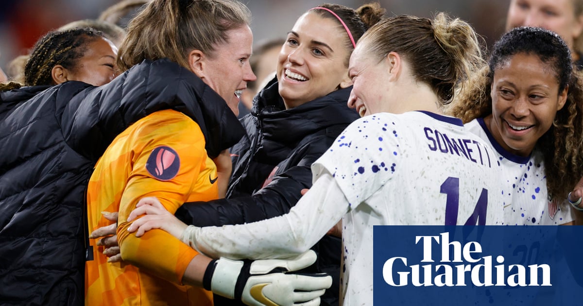 Naeher the hero as USA hold off Canada in rain-soaked W Gold Cup semi-final | USA women's football team