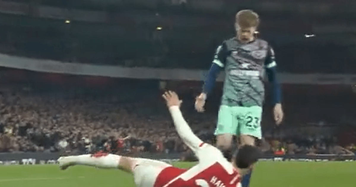 Why Kai Havertz wasn't sent off for dive in Arsenal win vs Brentford | Football