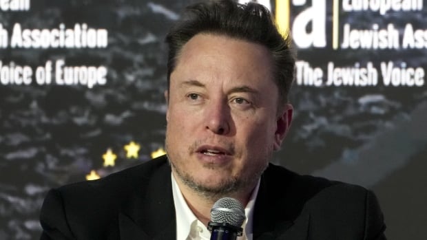 Twitter’s former CEO, CFO add to ‘staggering’ number of suits Musk, X face over nonpayment