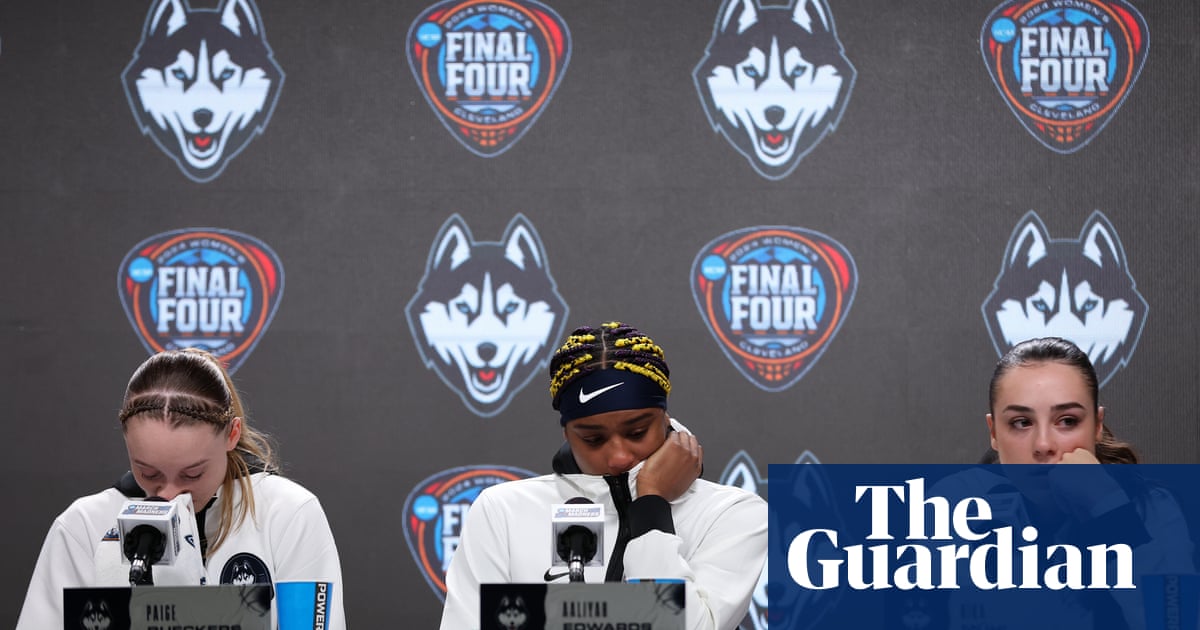 ‘I ain’t rolling with that call’: sports world reacts to controversial Iowa-UConn finish | NCAA Tournament 2024