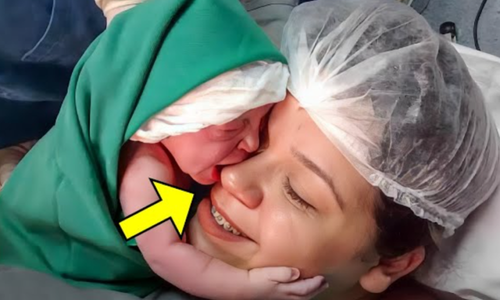 A Few Seconds After This Baby Was Born, She Did Something That Made Her Mother Cry For Hours!
