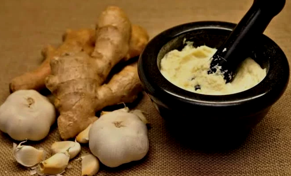 People Who Should Not Eat Garlic and Ginger Together to Avoid Side Effects