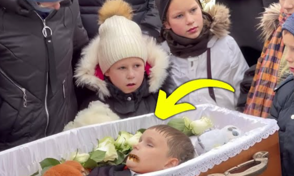 She Angrily Opened Her Brother’s Coffin During The Funeral. What Happened Next Made Everyone Scream
