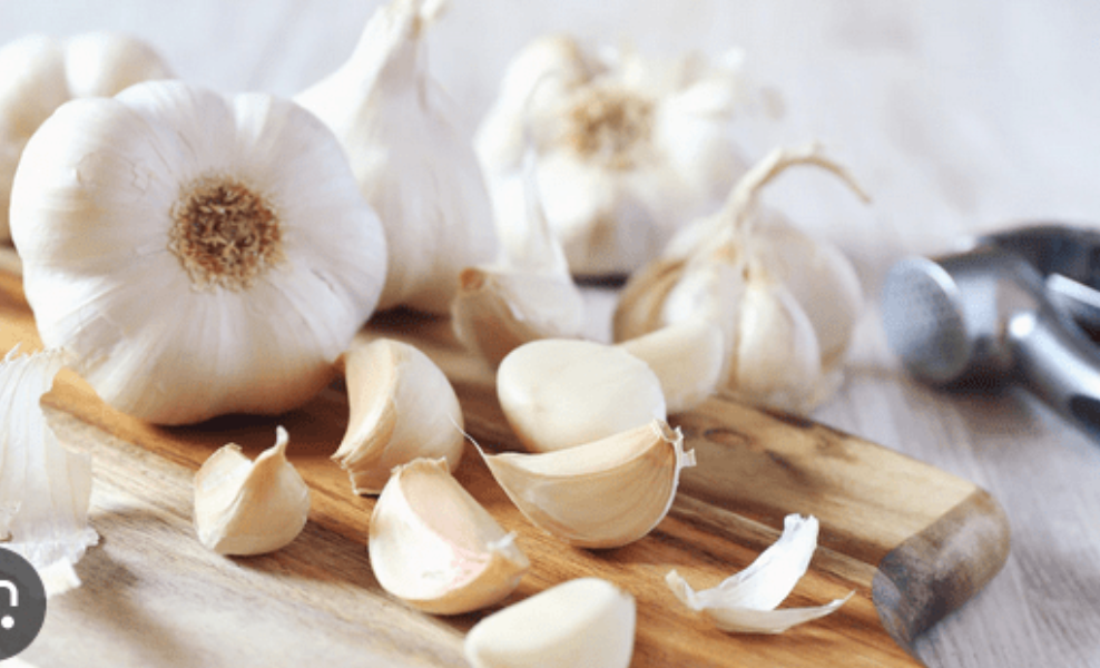 Stay Away From Garlic If You Have Any of These 3 Medical Conditions
