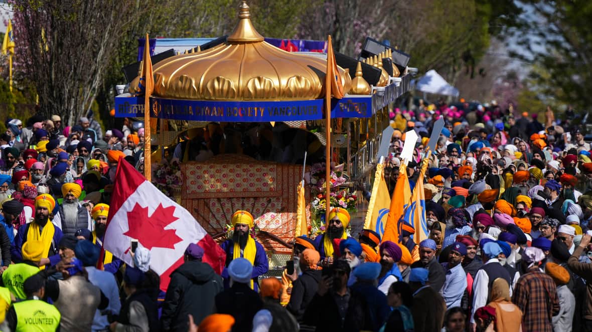 WATCH | Thousands attend Vaisakhi parade in Vancouver
