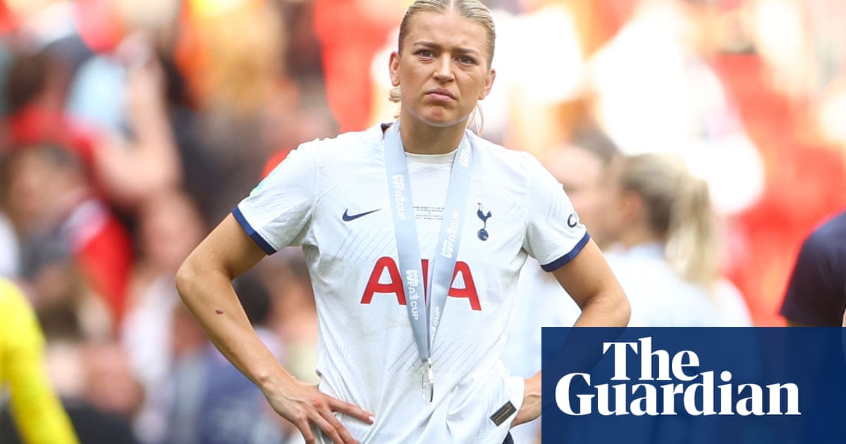 Charli Grant comes to defence of Kyra Cooney-Cross over Tottenham scarf photo | Women’s FA Cup