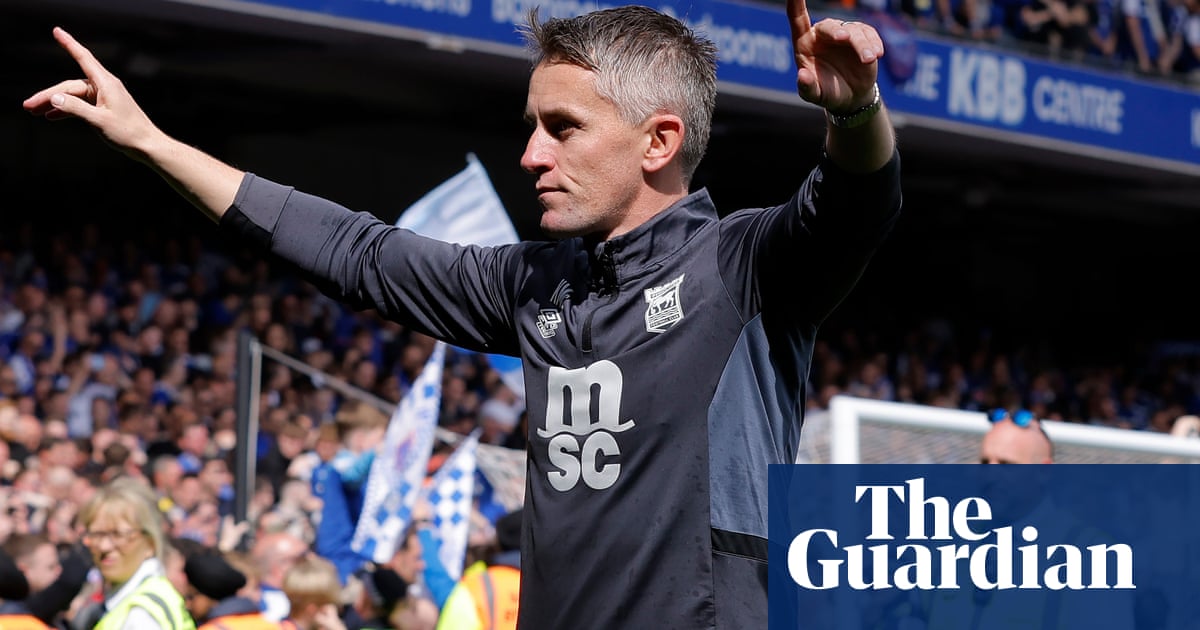 Kieran McKenna snubs interest and signs new contract as Ipswich manager | Ipswich Town