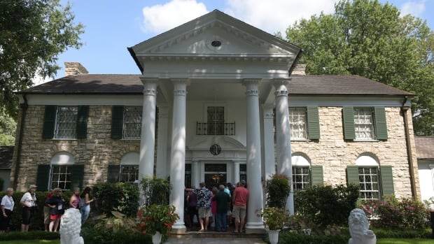 Elvis’s Graceland all shook up by allegations of fraud, talk of foreclosure