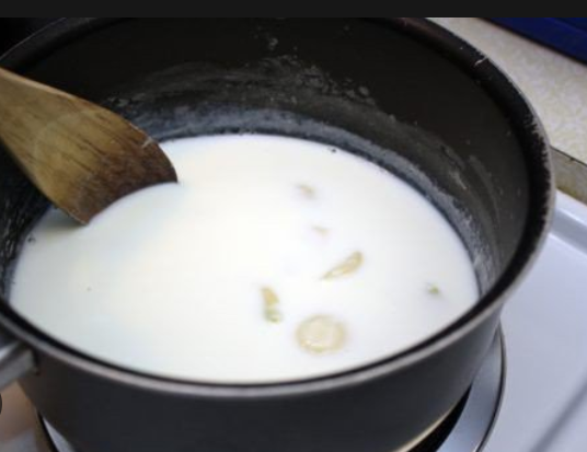 Boil Garlic And Milk Together And Drink Daily To Cure The Following Illnesses.