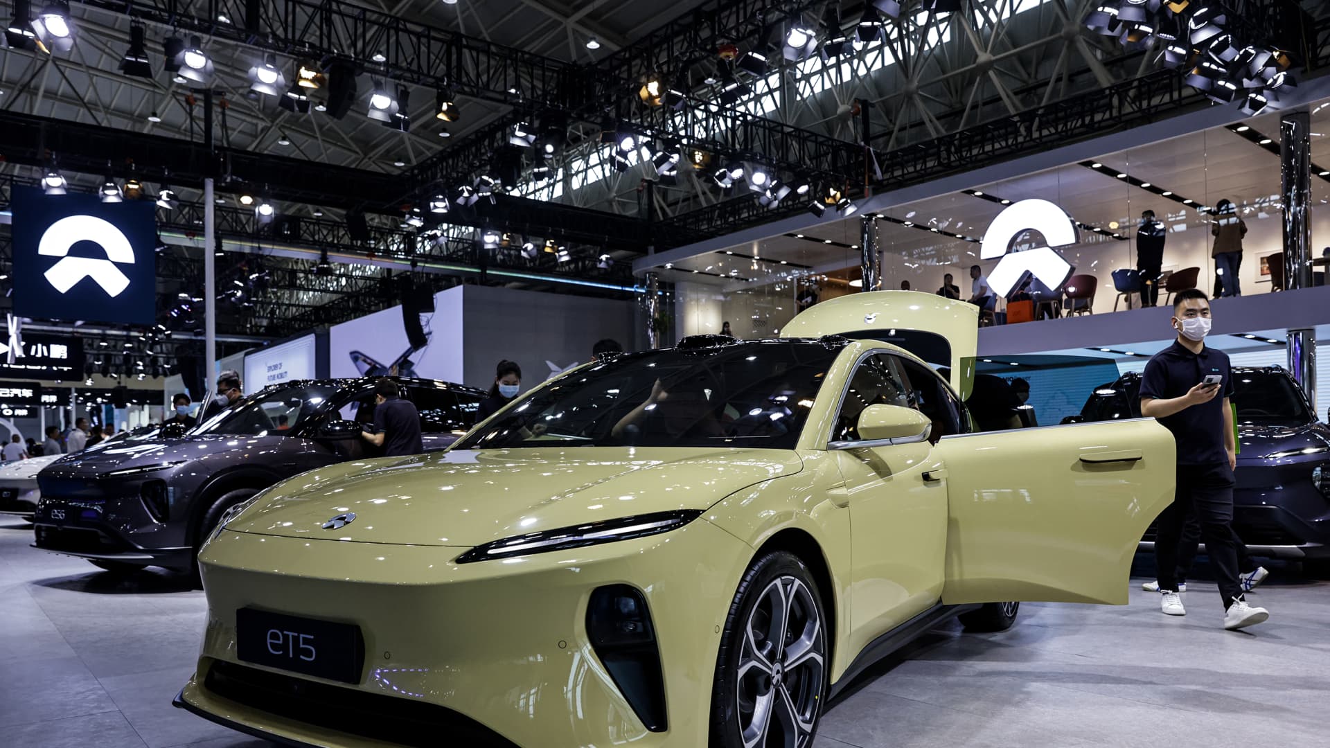China Nio shares soar 20% as EV deliveries more than double in April
