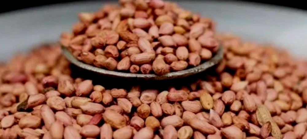 Dear Men: Here is What Happens When You Take Groundnuts Daily