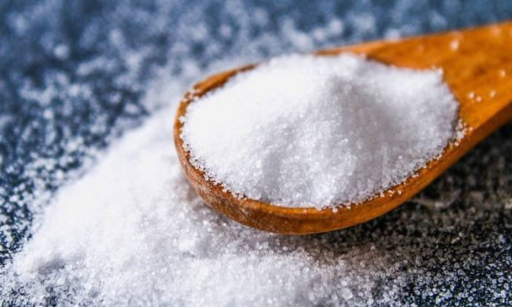 High blood pressure, headaches, cognitive issues are signs of excessive salt intake