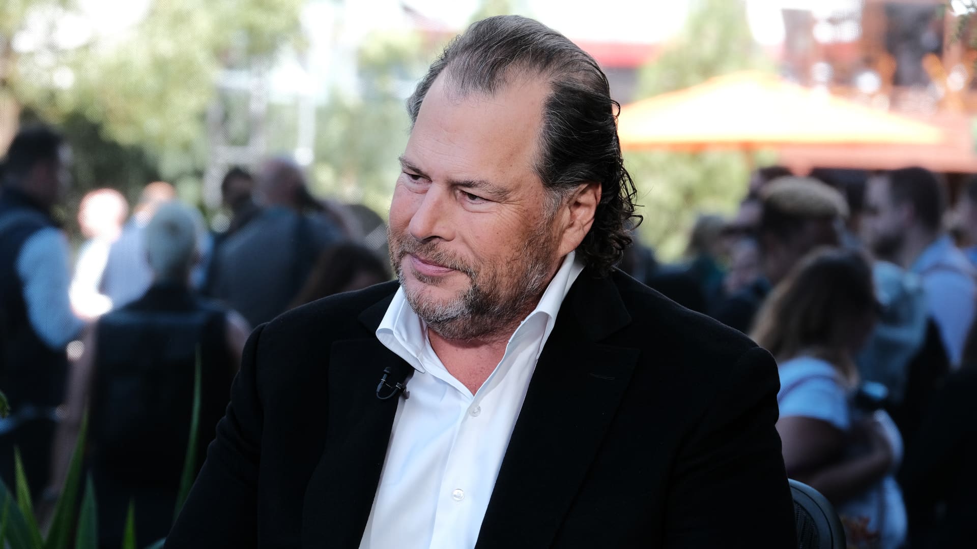 Salesforce stock on pace for worst day since 2008