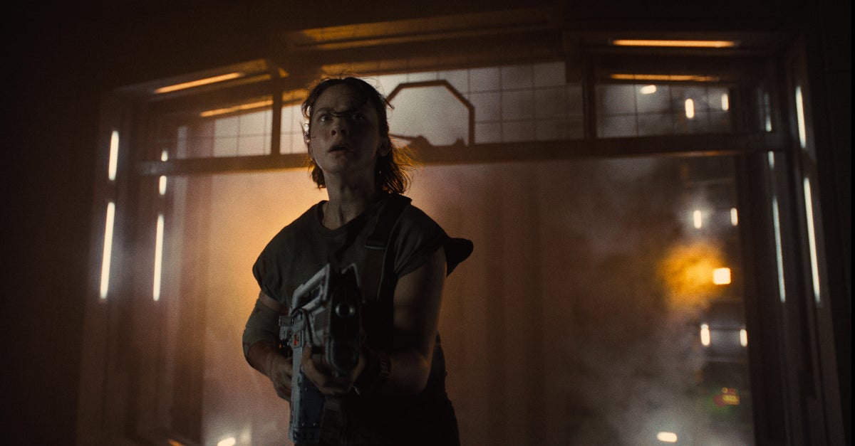 Romulus Director Reveals the Aliens Deleted Scene That Inspired the Spinoff