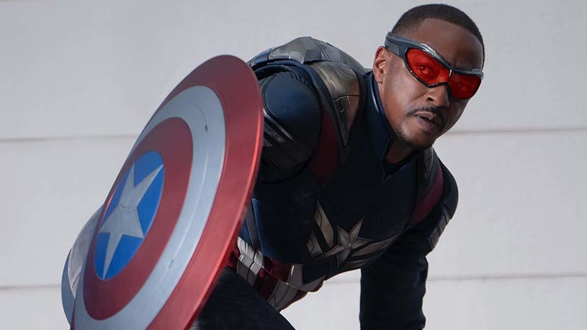 Brave New World Image Reveals New Suit for Sam Wilson