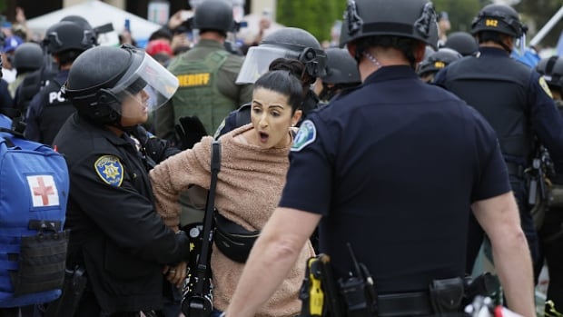 Police eject pro-Palestinian protesters from University of California, Irvine