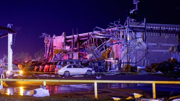 Storm leaves at least 11 dead in Texas, Oklahoma and Arkansas