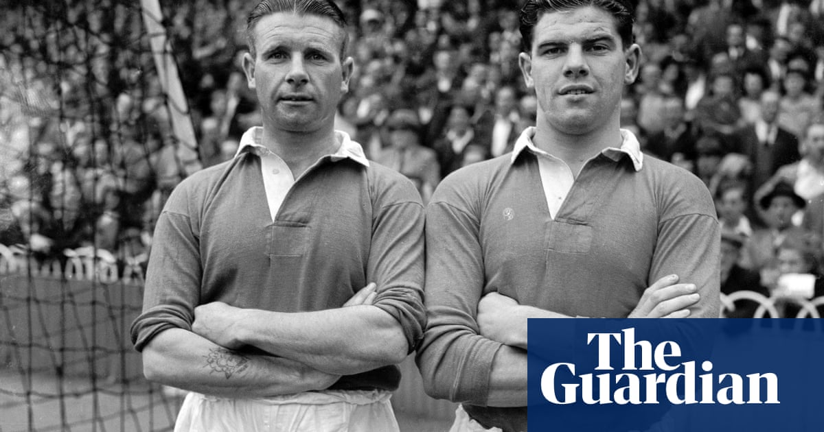 Former England and Bolton defender Tommy Banks dies aged 94 | Bolton Wanderers