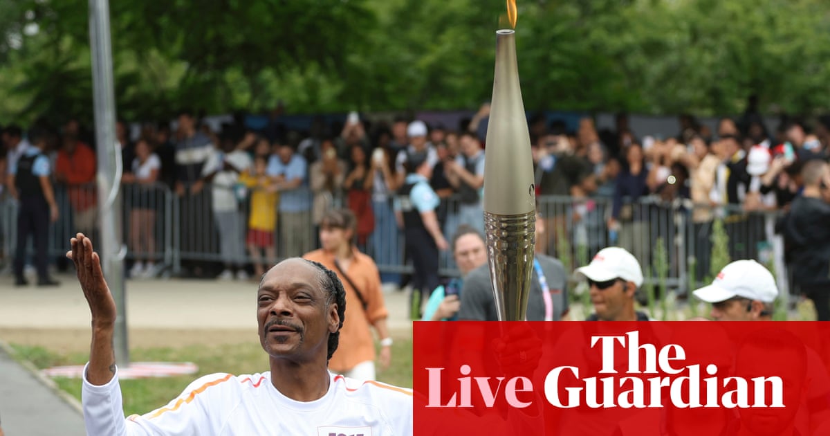 Paris 2024 Olympics: opening ceremony hit by travel chaos and Snoop Dogg carries torch – live | Paris Olympic Games 2024