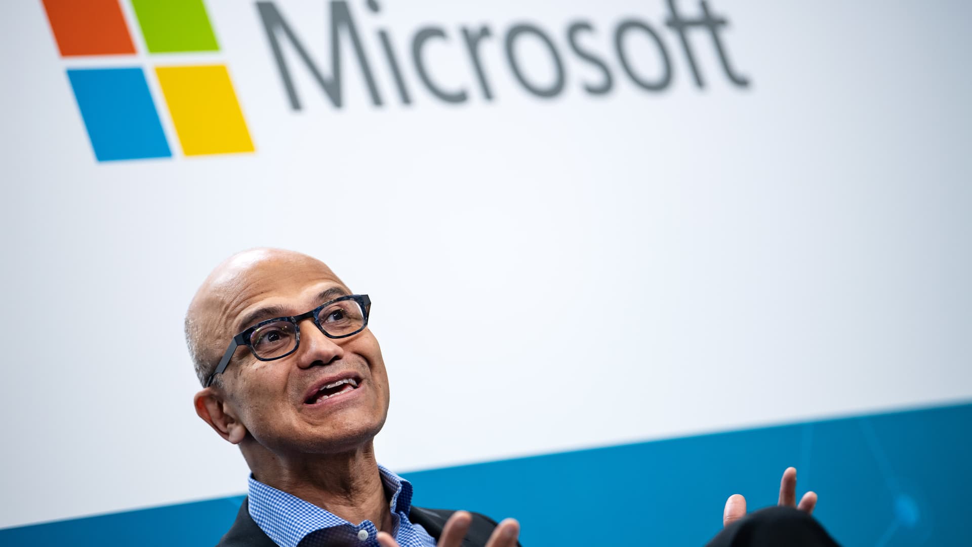 Microsoft will pay one-time cash awards of up to 25% of annual bonus