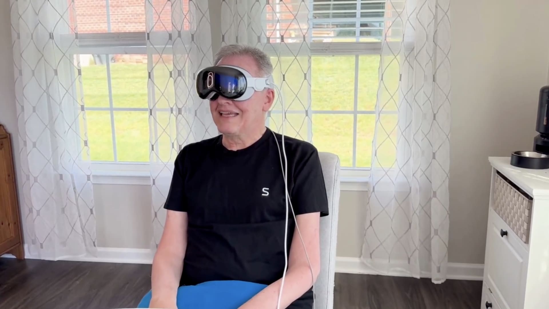 Neuralink rival Synchron offers thought control with Apple Vision Pro