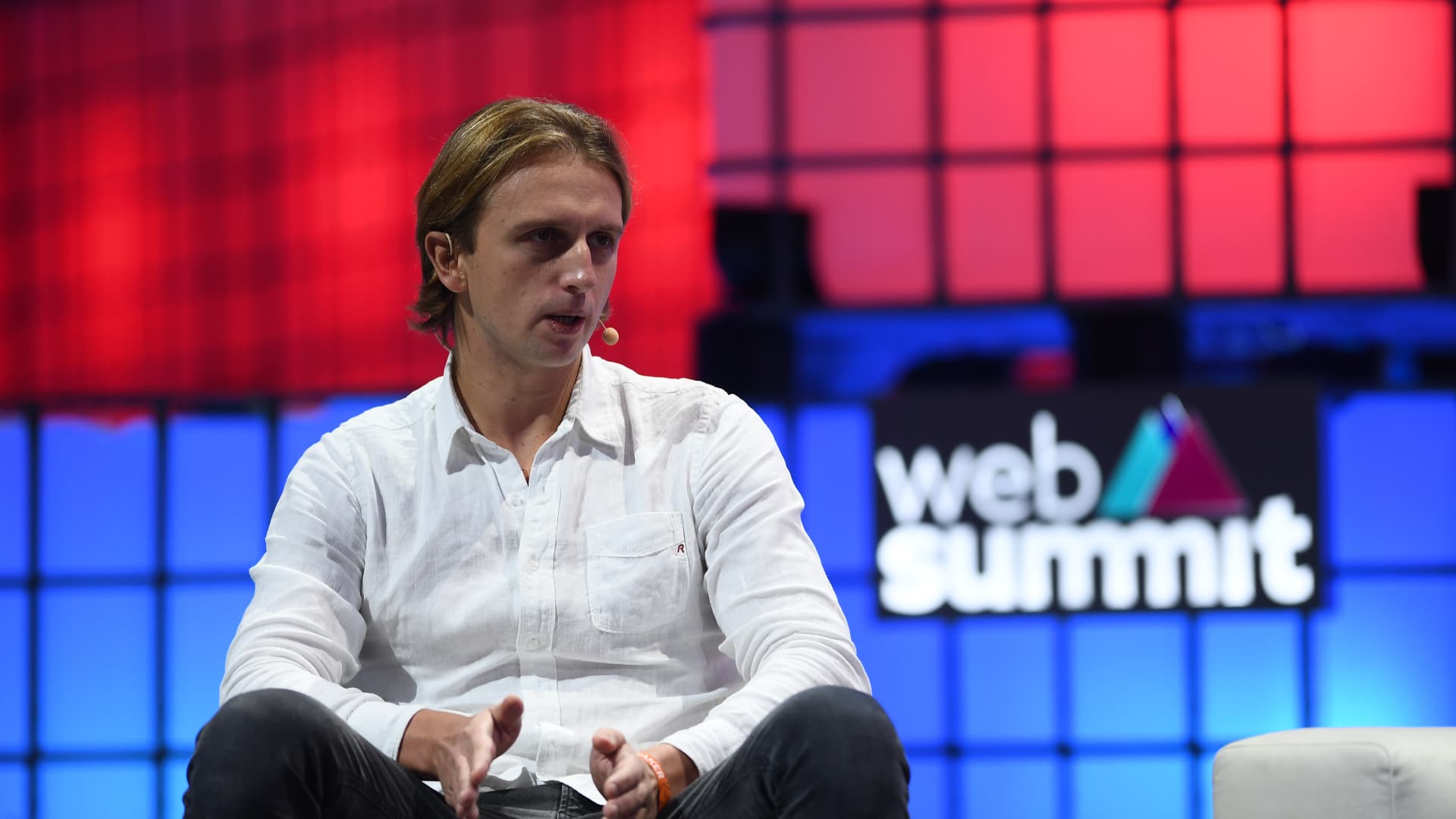 Revolut boss confident on UK bank license approval after record profit