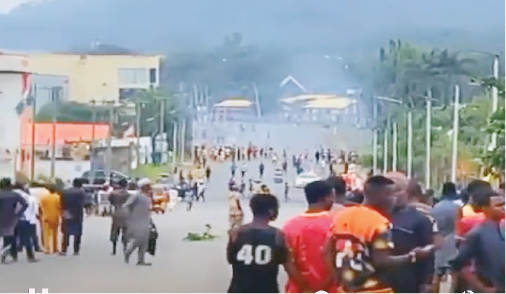 20 arrested as police, Ogun youths clash over traditional festival