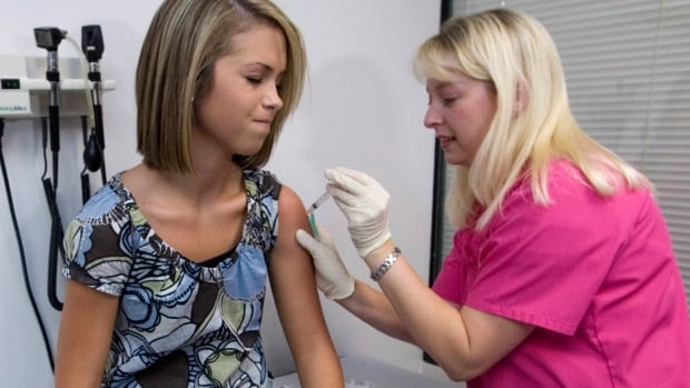 Canada's vaccine advisers now recommend 1 dose of HPV shot for younger groups