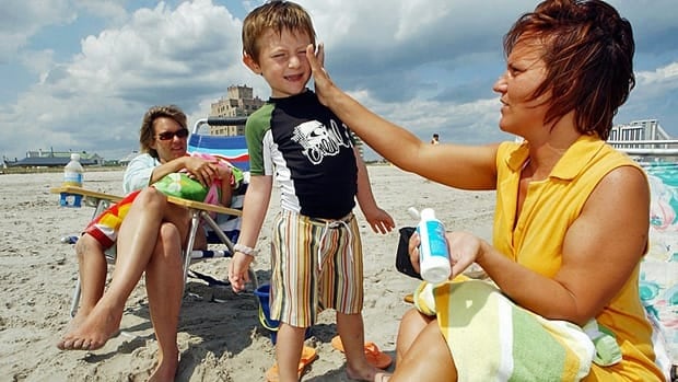 Sunscreen helps prevent, not cause, cancer — despite what you might have heard