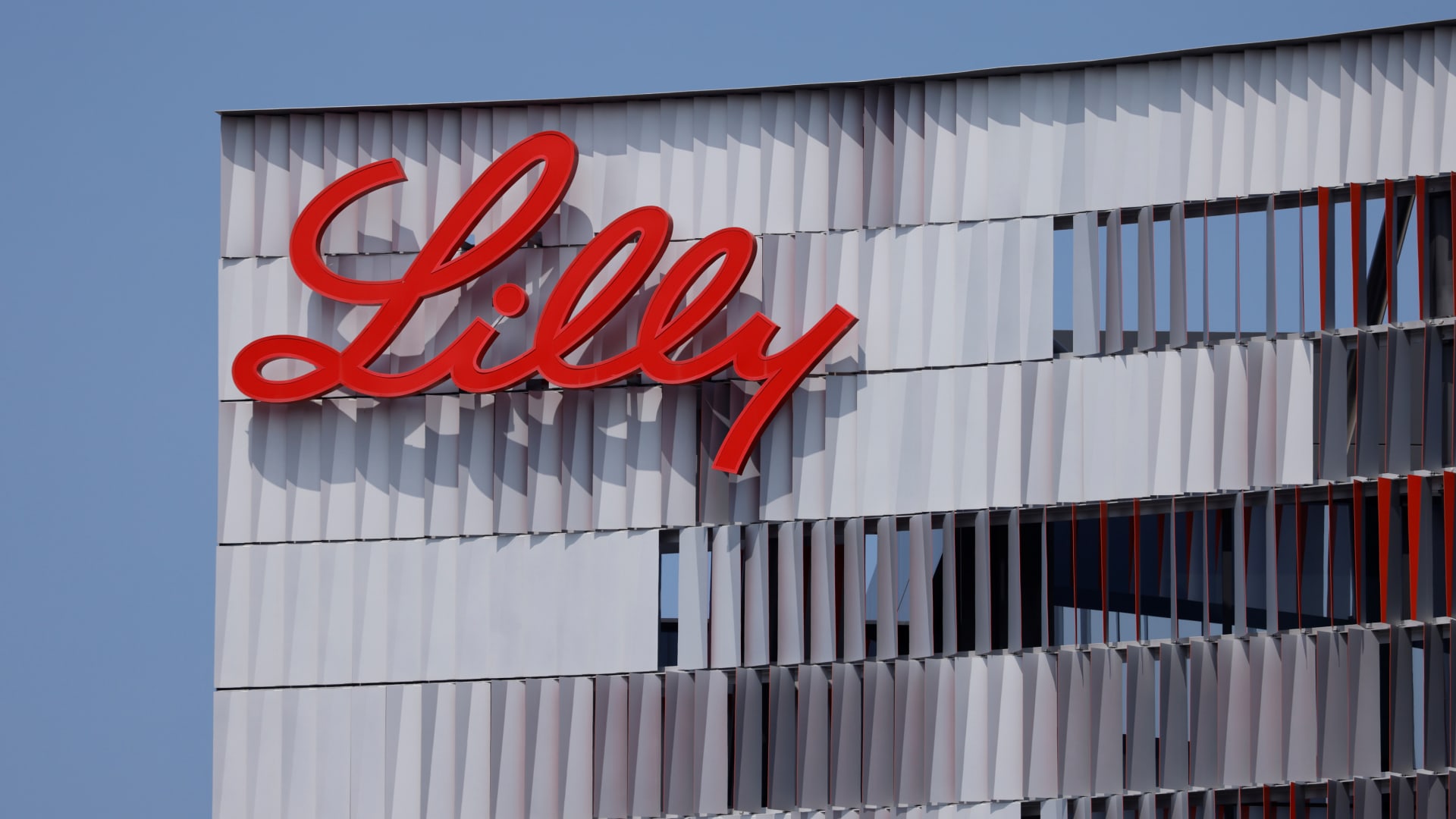 Why Eli Lilly and Palo Alto Networks are both up on news from their competitors