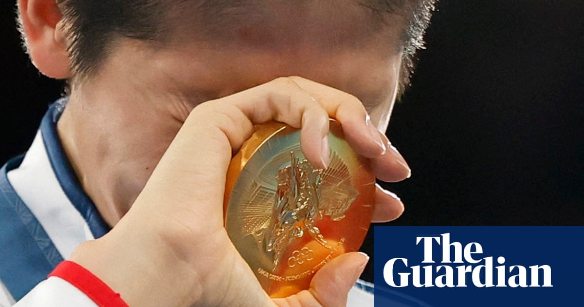 Boxer Lin Yu-ting sobs after winning Olympic gold amid gender row | Paris Olympic Games 2024