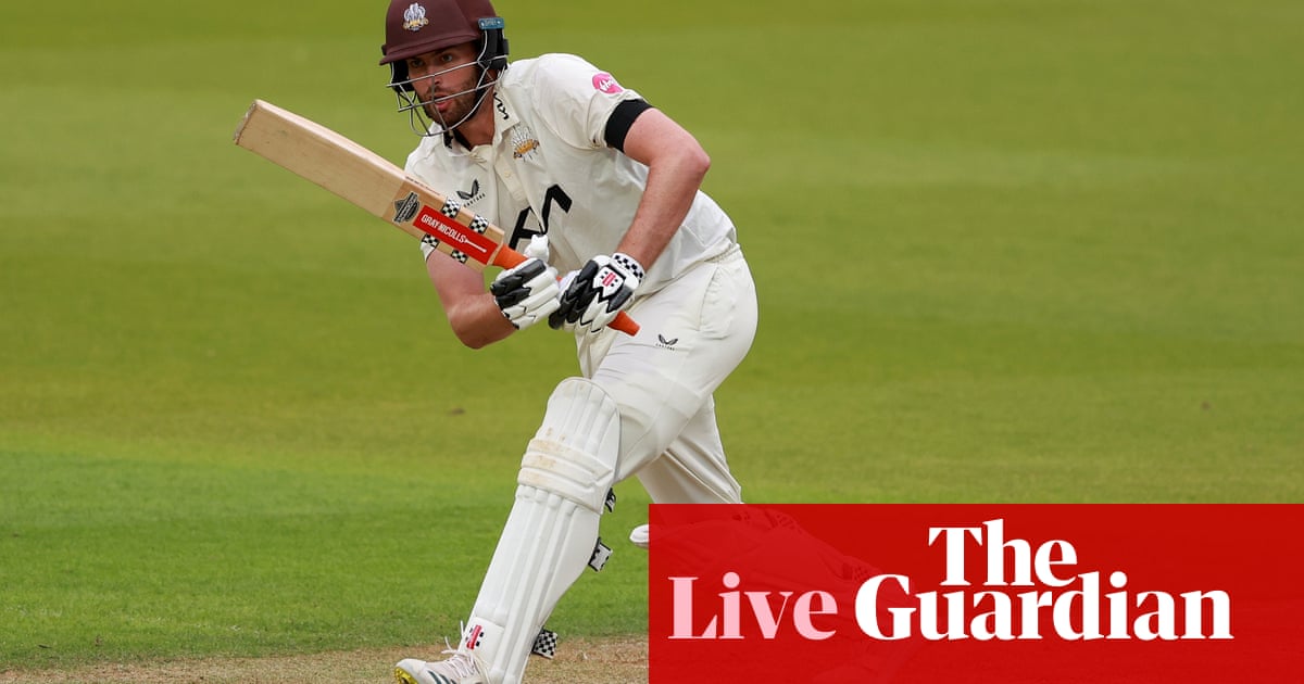 Surrey v Lancashire, Derbyshire v Worcs and more: county cricket day four – live | Sport