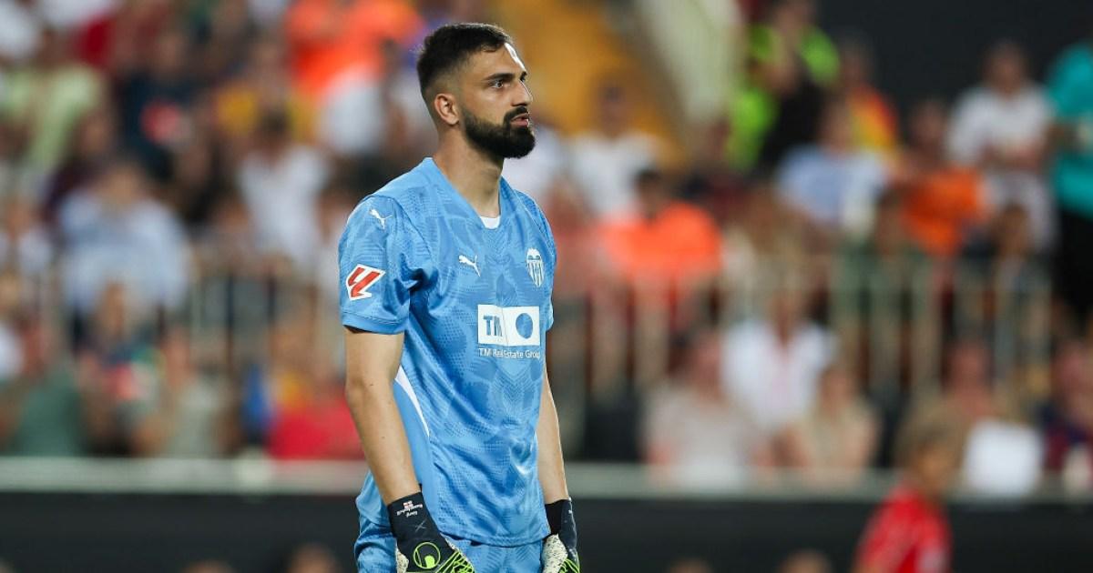 Valencia reject more than three Liverpool bids for 'Alisson replacement' | Football