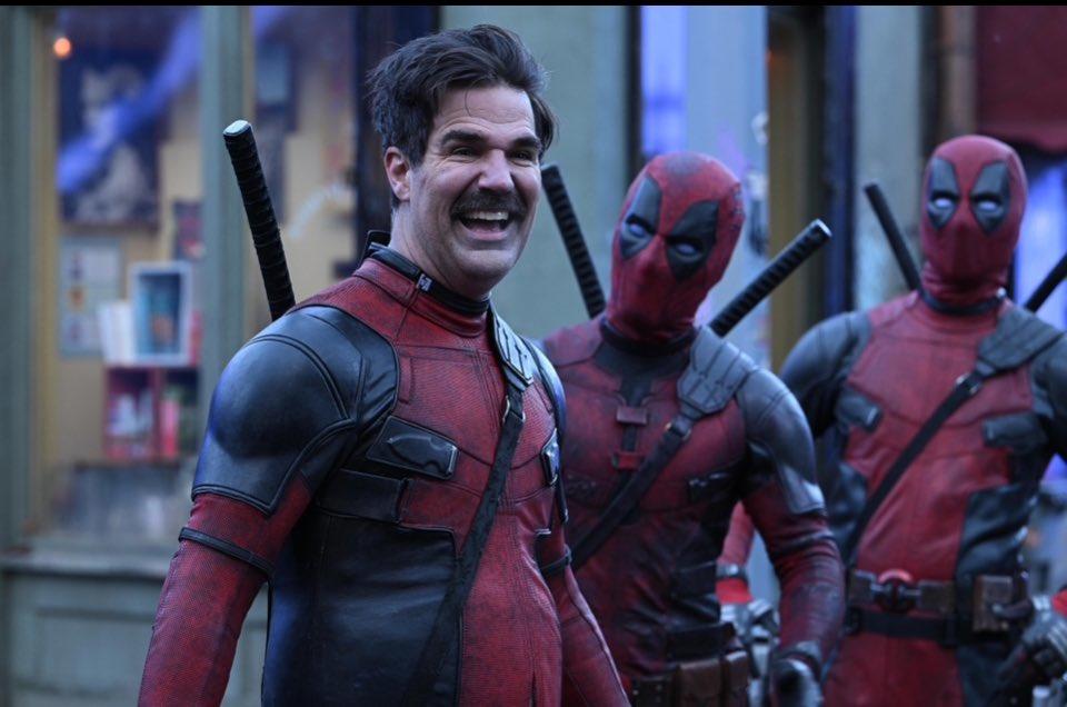 Ryan Reynolds Thanks Rob Delaney, aka PeterPool, in Touching Post