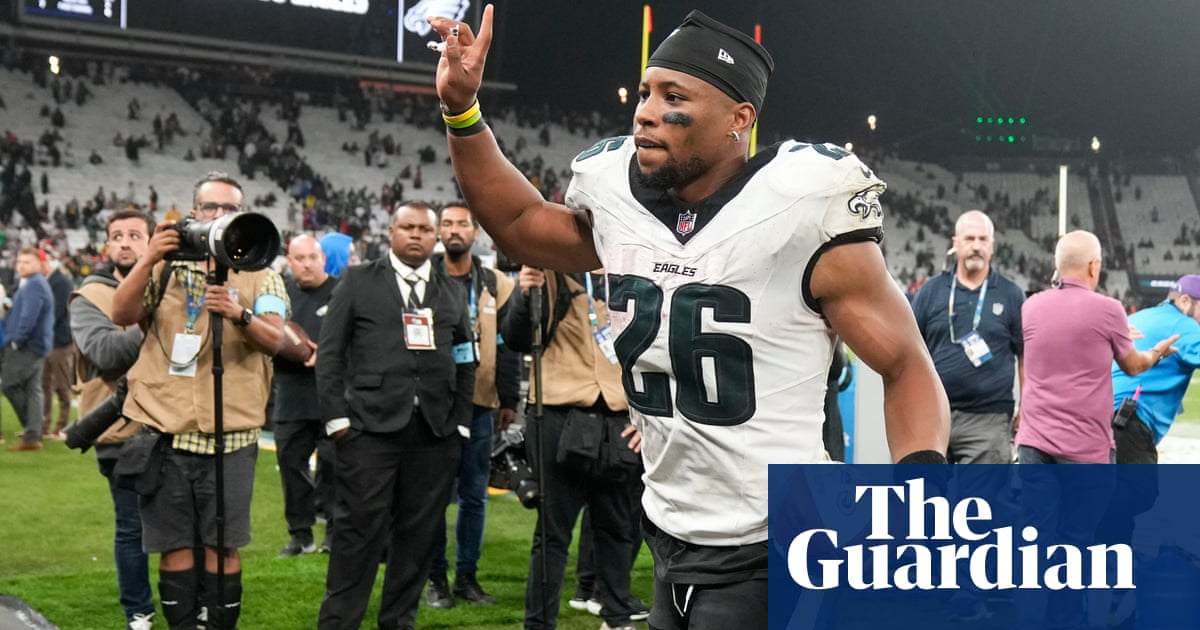 Saquon Barkley leads Eagles to victory in Brazil as Packers’ Love limps off field | NFL