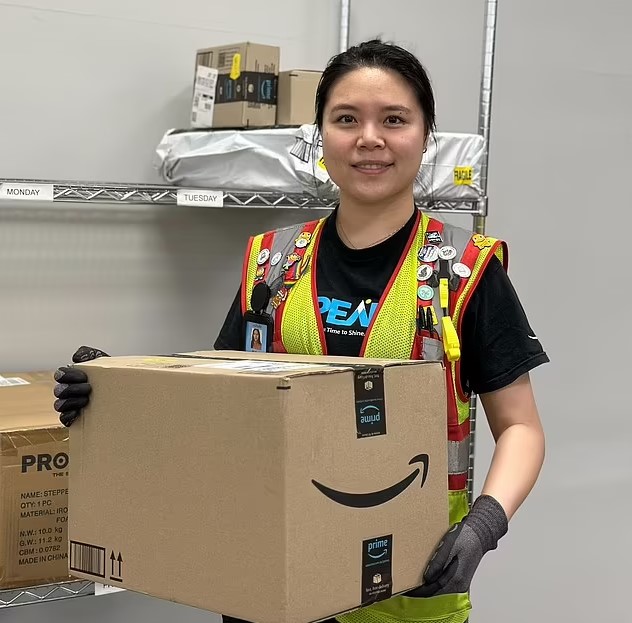 Brain surgeon quits hospital job to work at Amazon warehouse