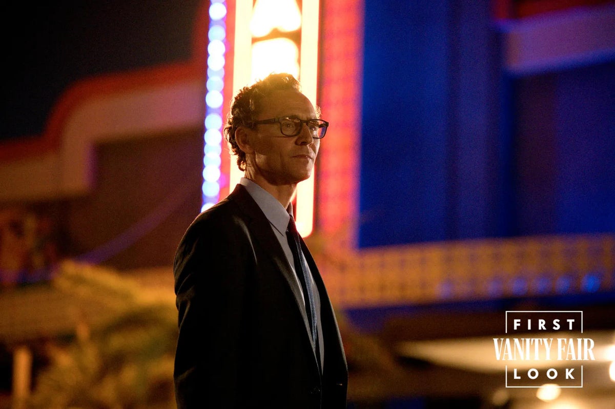 Stephen King's The Life of Chuck Starring Tom Hiddleston First Images Released