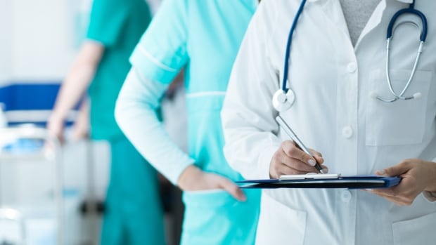 Federal health transfers outpace provincial spending despite premiers’ criticisms, analysis shows