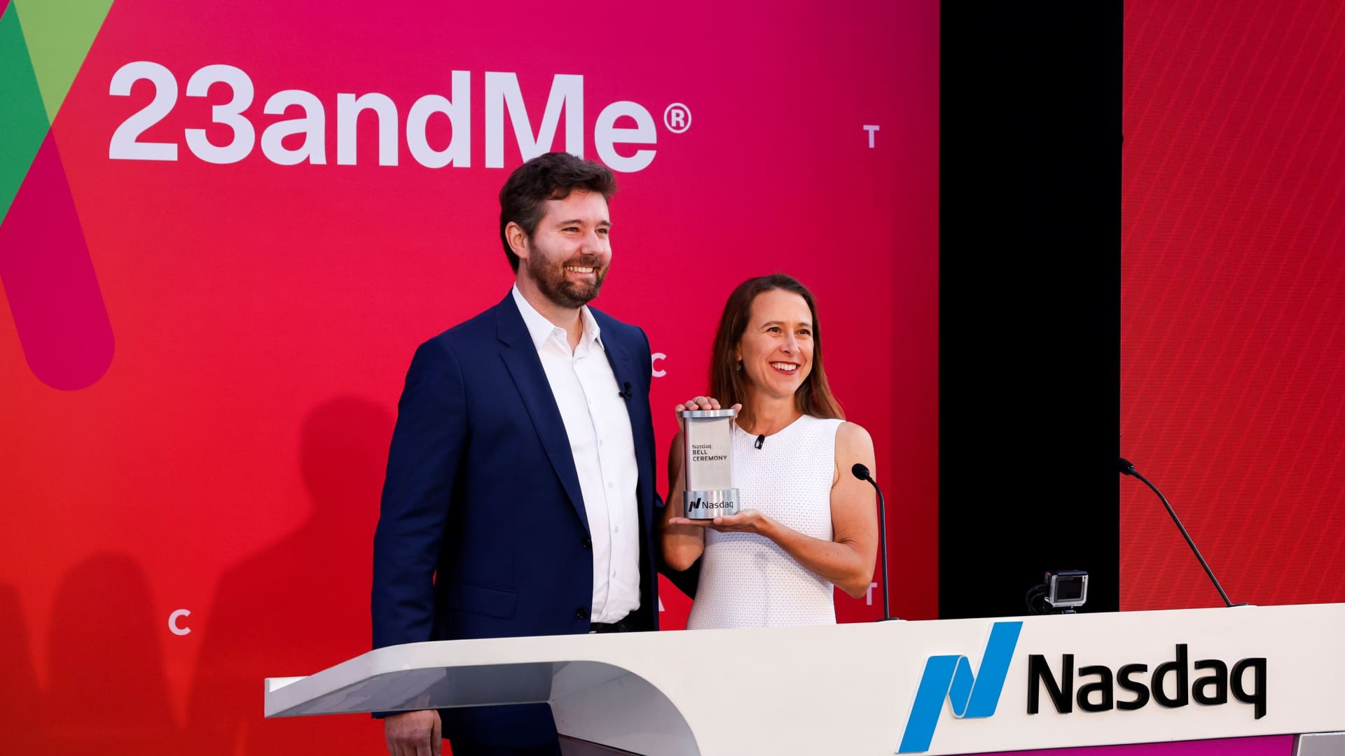 Inside the fall of 23andMe