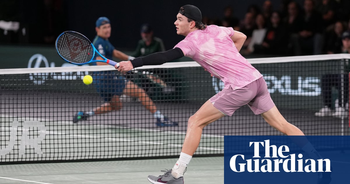 Jack Draper runs out of steam at Paris Masters as Alex De Minaur wins three-setter | Tennis