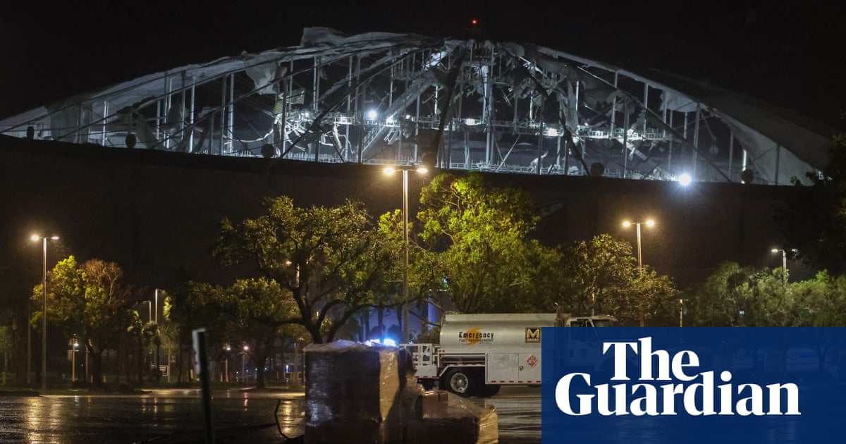 Hurricane Milton rips apart roof of Tampa Bay Rays’ Tropicana Field | Tampa Bay Rays