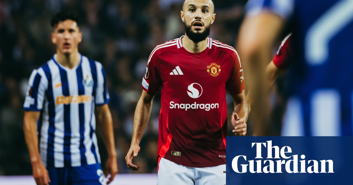 Manchester United’s Mazraoui sidelined after procedure for palpitations | Manchester United