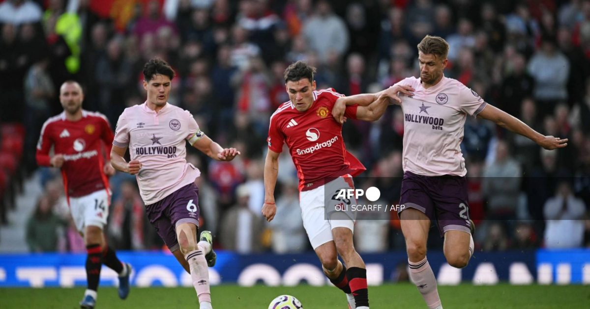 Man Utd defeat Brentford to ease pressure on Ten Hag