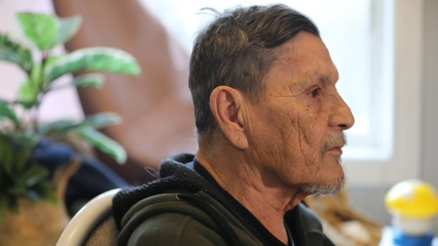 ‘Why did they do that to me?’: Métis man says ponytail was cut off without consent at Saskatoon hospital