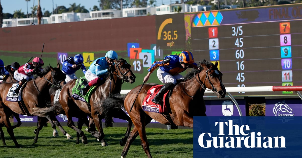 Lake Victoria stays unbeaten with Juvenile Fillies’ Turf win at Breeders’ Cup | Breeders' Cup