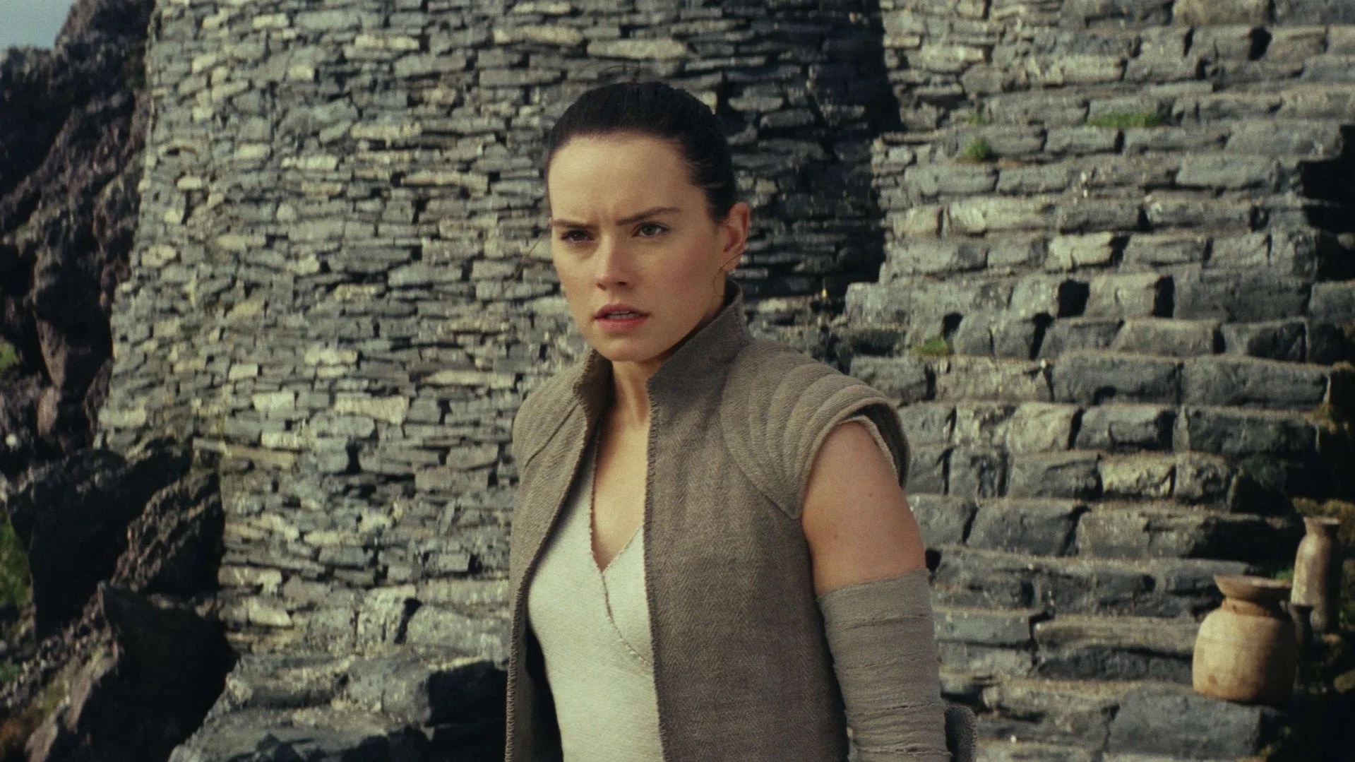 New Star Wars Rumor Reveals Lucasfilm's Future Movies Hinge on Rey